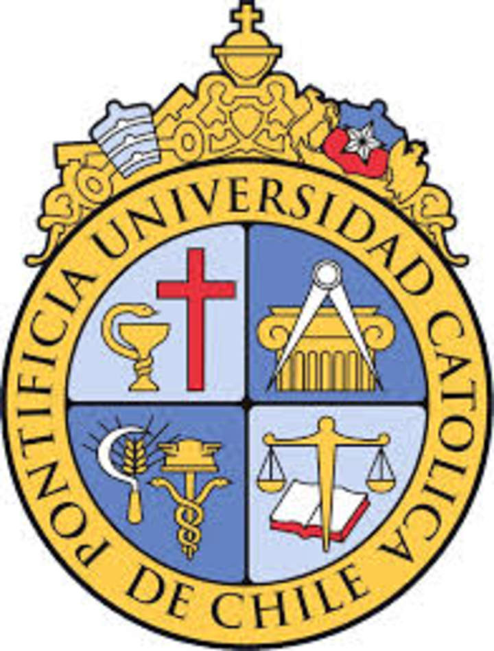 Pontificia Universidad Católica de Chile Curriculum Nacional. MINEDUC